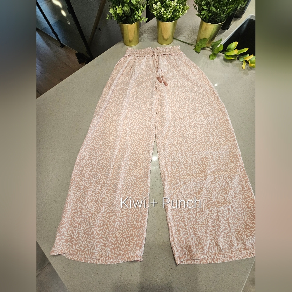 NWOT KIWI AND PUNCH Très beau pantalon fluide à jambes larges